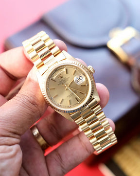 ROLEX DAY DATE 1979 | QUALIDADE MIRROR | ACOMPANHA CAIXA E DOCUMENTOS REPLICA ROLEX