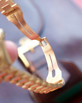 ROLEX DAY DATE 1979 | QUALIDADE MIRROR | ACOMPANHA CAIXA E DOCUMENTOS REPLICA ROLEX